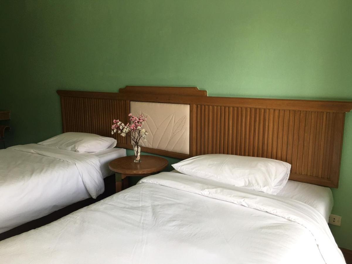 Samerdrow Khao Yai Mu Si Buitenkant foto